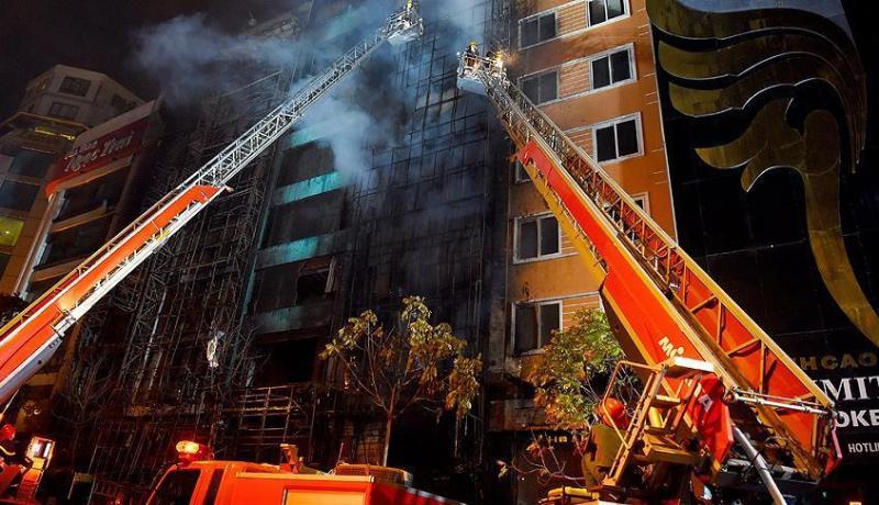13 قتيلا بعد نشوب حريق بقاعة للغناء في فيتنام