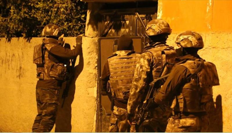 تركيا تعتقل 38 شخصا للإشتباه في إنتمائهم لمنظمات إرهابية