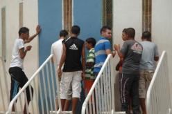 الجـزائـريـــون يقــــاطعـــــون ''الخـضـر''…!