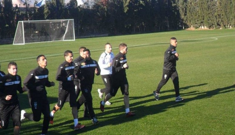 وفاق سطيف يتعادل سلبيا في ثاني ودية له أمام الصفاقسي