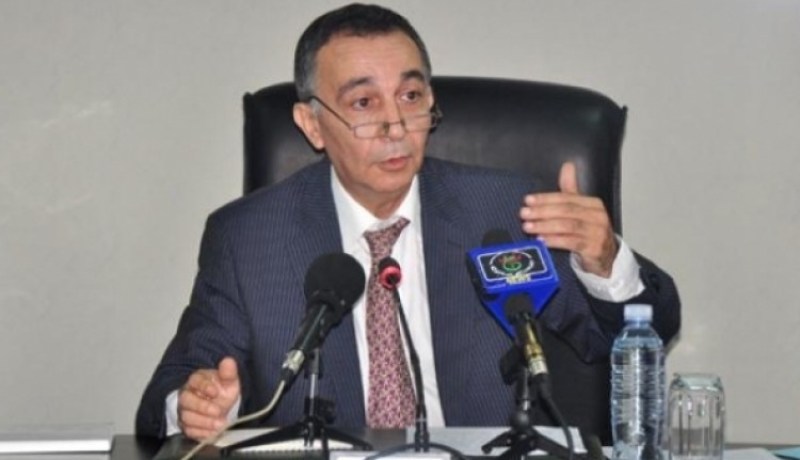 رئيس الجمهورية ينهي مهام مدير التلفزة الوطنية توفيق خلادي ويُعين لطفي شريط