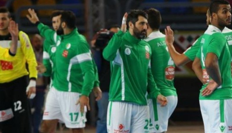 اليد الجزائرية تسقط في ثاني ظهور بكان الغابون