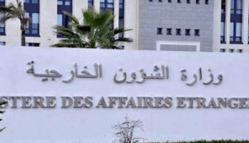 الجزائر تدين الإعتداء الذي إستهدف عرضا عسكريا بمدينة الأهواز الإيرانية  