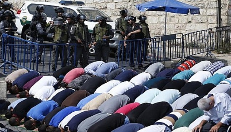 الإحتلال الإسرائيلي يمنع دخول فلسطينيين إلى البلدة القديمة بالقدس الشرقية
