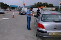 فـرار جماعي عبر الحدود البرية مع تونس