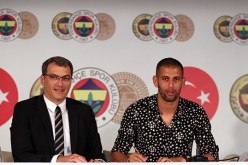 المُدير الرياضي لـ”فينرباتشي” :”سعداء بضم سليماني ونُسابق الزمن لتأهيله”