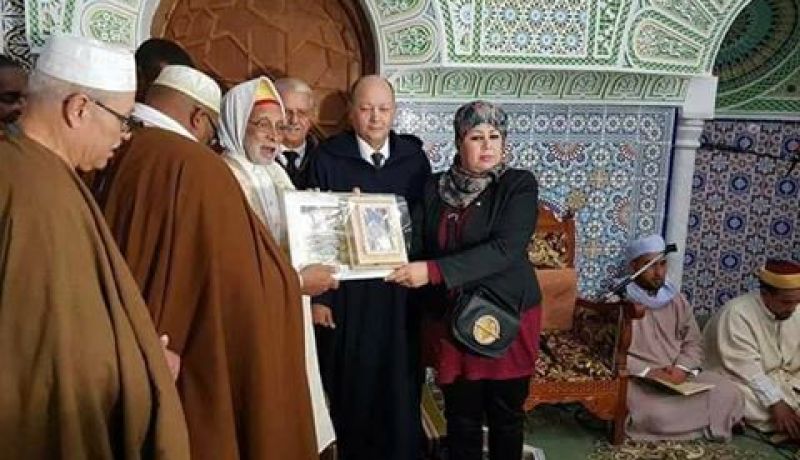 تو وبوصبع «دوروها» للزوايا