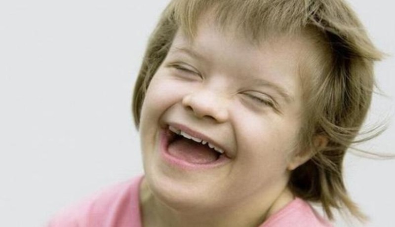 بريد الجزائر يصدر طابعا حول اليوم العالمي لتريزوميا 21