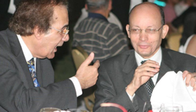 حديث عن الأدب أم عن “سامباك”