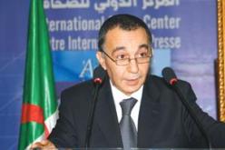 مدير الاذاعة الجزائرية يعاقب مسؤولين بعد احتجاج الصحافيين
