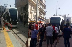 بالصور.. “ترامواي” يدهس شابا في وهران