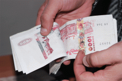 ابنة رجل أعمال على رأس عصابة مختصة في تزوير الدينار والدولار بالبليدة