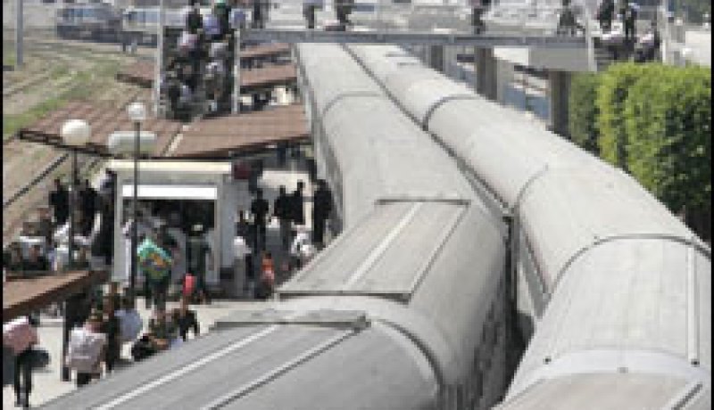 سائقو القطارات بالجزائر العاصمة وضواحيها يواصلون إضرابهم المحدود