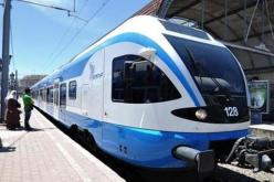 سائقو قطارات برتبة طيارين