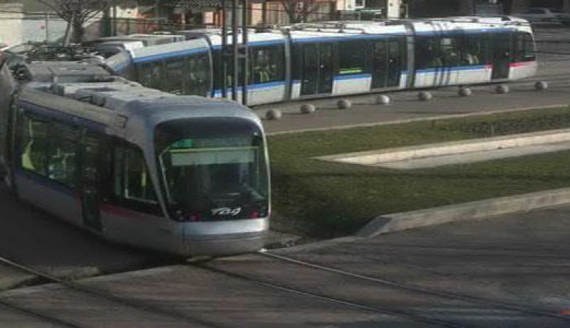 الموافقة على خط ثالث لتوسعة ترامواي قسنطينة بين علي منجلي والخروب