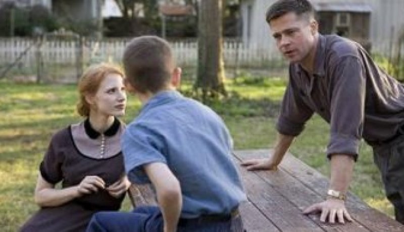 الفيلم الأمريكي شجرة الحياة لمخرجه ترانس ماليك يتوج بجائزة السعفة الذهبية