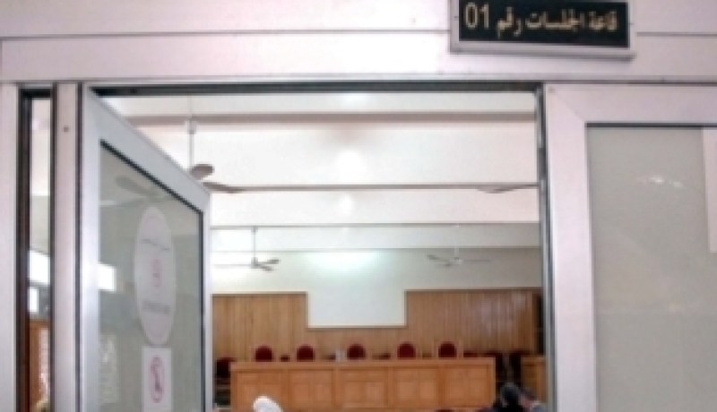 شاب يجرد جاره من ملابسه ويجره عاريا بالشارع ردا للشرف بقسنطينة