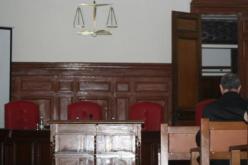 شيخ يرفض أبوة ابنته الرضيعة من زوجته الثانية فيقتلها في وهران