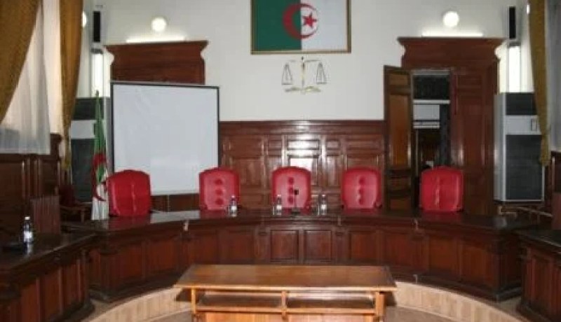 نزاع زعامة يتحول إلى حرب سيوف بالشلف