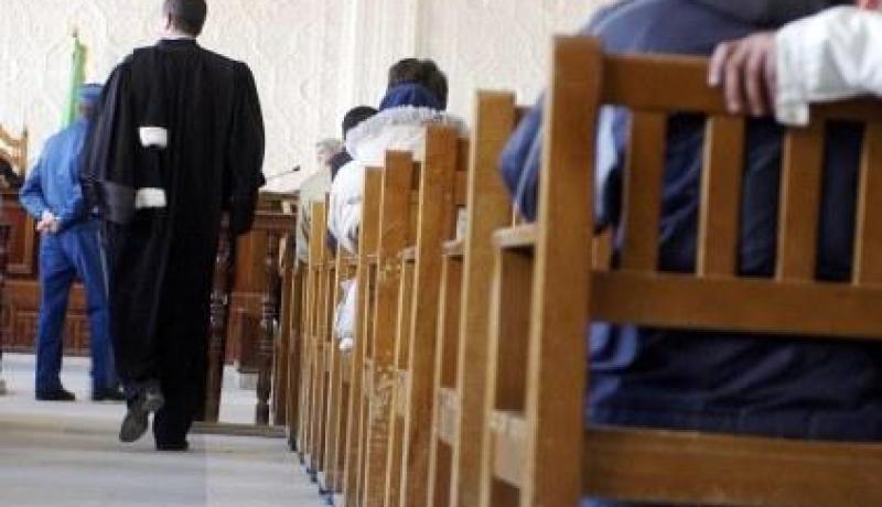 مقاول يزوّر وثائقا ضريبية لإنجاز مشاريع وزارة الدفاع الوطني