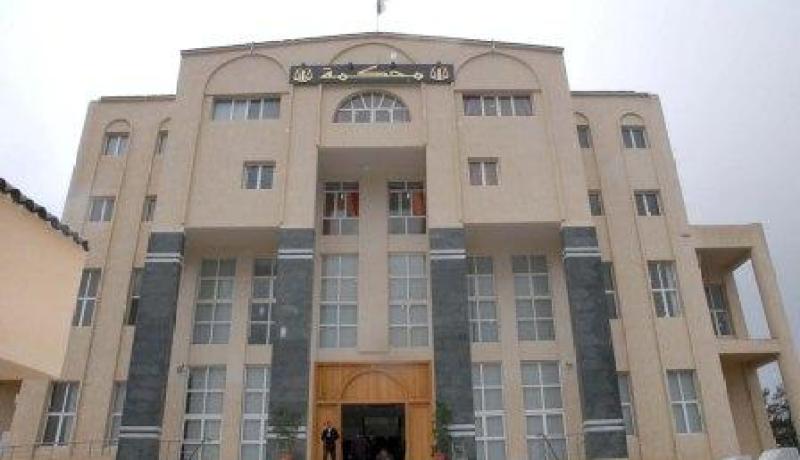 5 سنوات سجنا لشاب حاول هتك عرض قاصر من حي ''الكاريار'' في باب الوادي