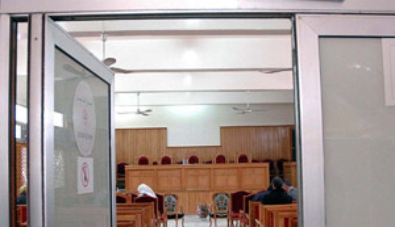 لأنها أنهت علاقتها به بعد أربع سنوات جمعتهما : طالبة جامعية ضحية اختطاف وتعدٍّ بالسلاح الأبيض