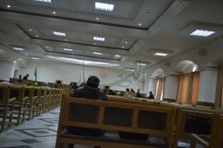 شـرطي ورفيقه يحاولان اختطاف شـاب باستعمال مسـدس في تيزي وزو