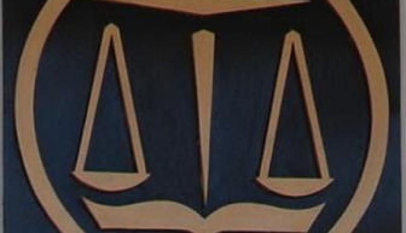 والد يعتدي على ابنتيه بوحشية ويحرقهما في مناطق حساسة من الجسم في القليعة