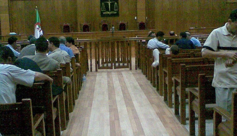 مسؤول خزينة بشركة أمريكية متهم بتزوير ختم مراسلات الشركة