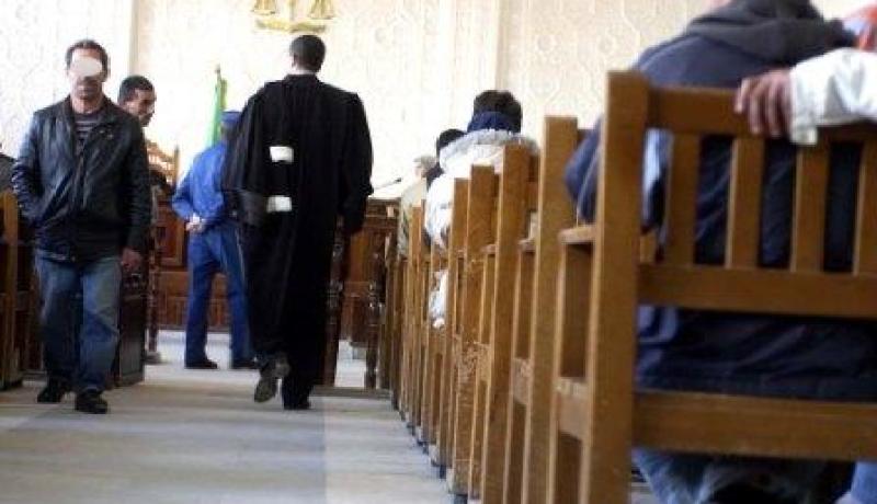 محكمة البليدة تصدر حكم إلقاء القبض على منتحل صفة إطار برئاسة الجمهورية