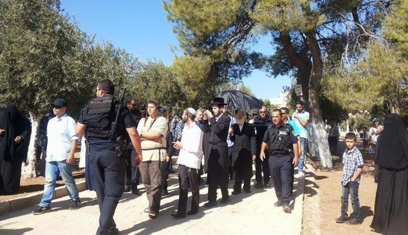 الإحتلال الإسرائيلي ينصب حاجز عسكري  في باب الأسباط بالقدس