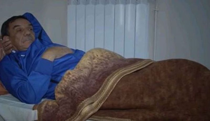 تواتي لا يضرب عن الطعام في رمضان