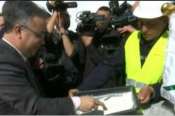 تمار يضع حجر الأساس لإنجاز ممرين علويين بجامع الجزائر