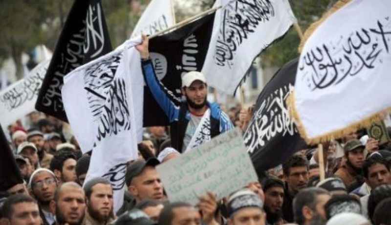 تونس تمدد حالة الطوارئ بعد تصاعد التيار السلفي