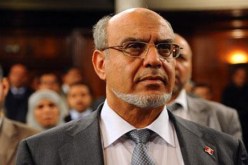 رئيس الوزراء التونسي يدعو الى طرد سفراء سوريا من الدول العربية وغيرها