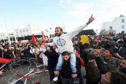 تواصل الاضطرابات الاجتماعية في عدة مناطق من تونس