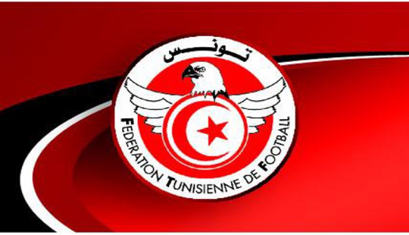 حكام الدوري التونسي يحتجون ويهددون بالإضراب