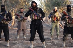 تنظيم داعش يصدر تسجيلا مرئيا جديدا يهدد فيه السبسي والمرزوقي