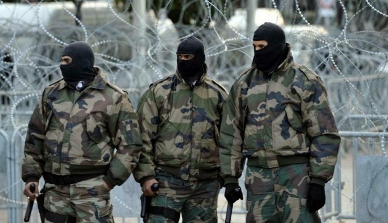 القوات التونسية تقتل “إرهابيا” قرب الحدود مع الجزائر