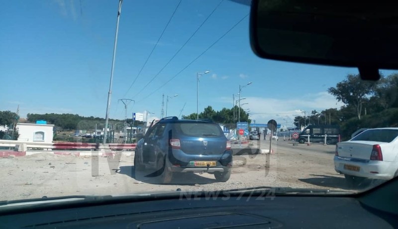 فتح معبر ملولة التونسي بعد 10 ساعات من غلقه