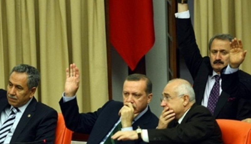 البرلمان التركي يقر تعديل 6 مواد من حزمة التعديلات الدستورية