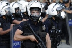 سماع دوي انفجارات وإطلاق نار في سيزر التركية