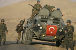 اعتقال 16 شخصا على خلفية اشتباكات بين مواطنين أتراك وأكراد غرب تركيا