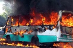 سكيكدة : إحتراق حافلة نقل جماعي وإنقاذ سيارة بعزابة