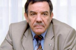 تواتي يُضرب عن الطعام بسبب هدم فيلته