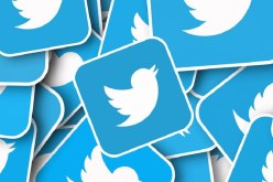 تويتر يضيف إعدادا للغة العربية بالصيغة المؤنثة