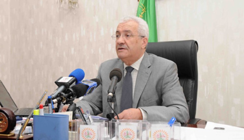 وزير الاتصال محند سعيد يقول إن فتح الأجواء الجزائرية للطيران الفرنسي ''مقيّد بالزمن''
