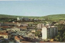 سكان صفيح يقطعون الطريق احتجاجا على قرار هدم اكواخهم في تيارت