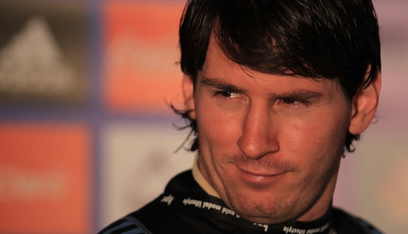 ميسي  لا أفكر  إطلاقا في الانضمام إلى ريال مدريد