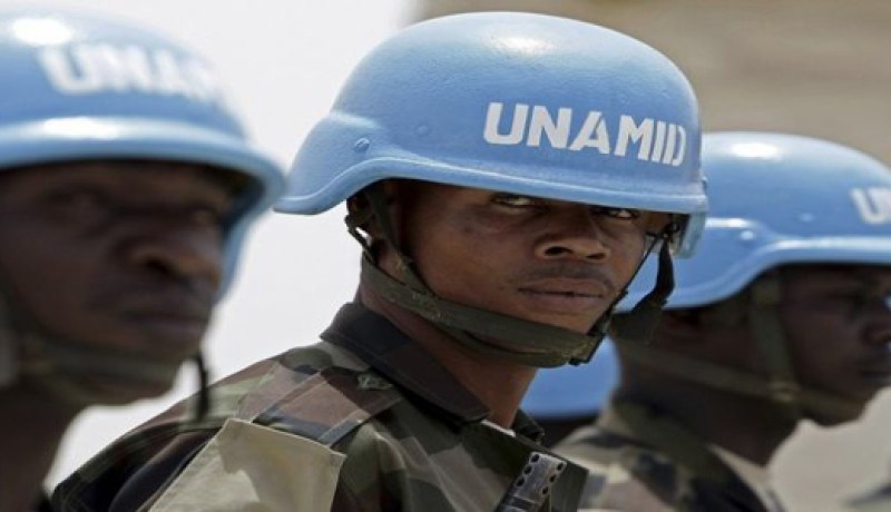 قمباري يؤكد أن تحقيق الأمن بدارفور يعد أولوية قصوى لليوناميد